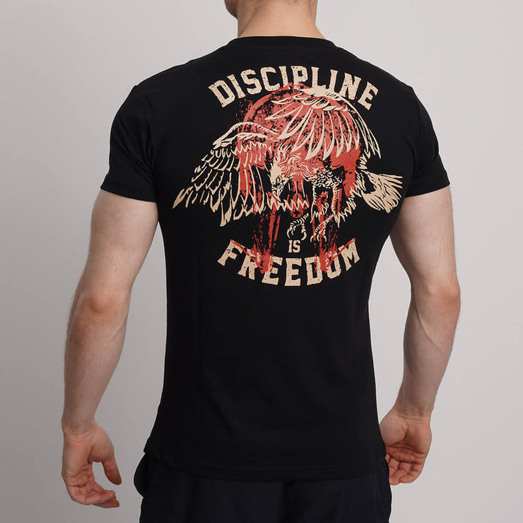 Discipline is Freedom Siyah Tişört
